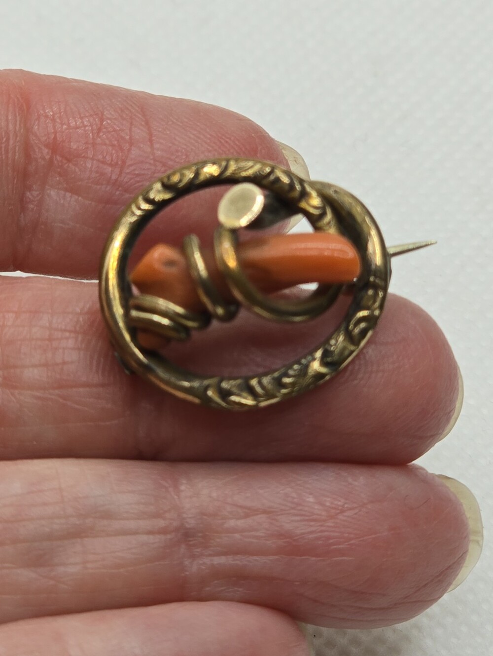 Small Victorian Branch Coral Love Knot Brooch Antique 1800s - Picture 9 of 9